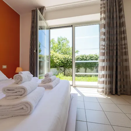 Solidago Hotel apartamentowy Calambrone