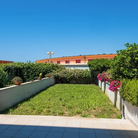 Solidago Hotel apartamentowy Calambrone