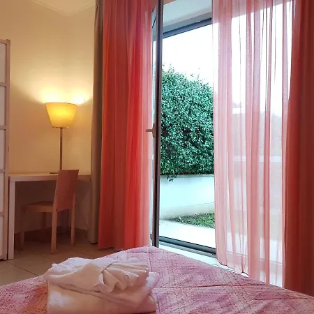 Solidago Aparthotel 3*
